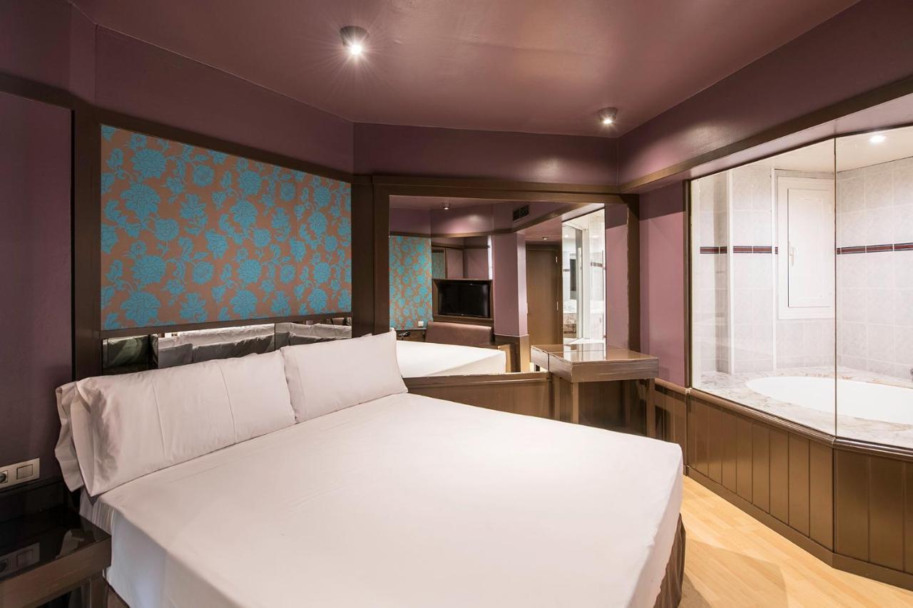 Hotel Punt 14 Gavà Exteriör bild